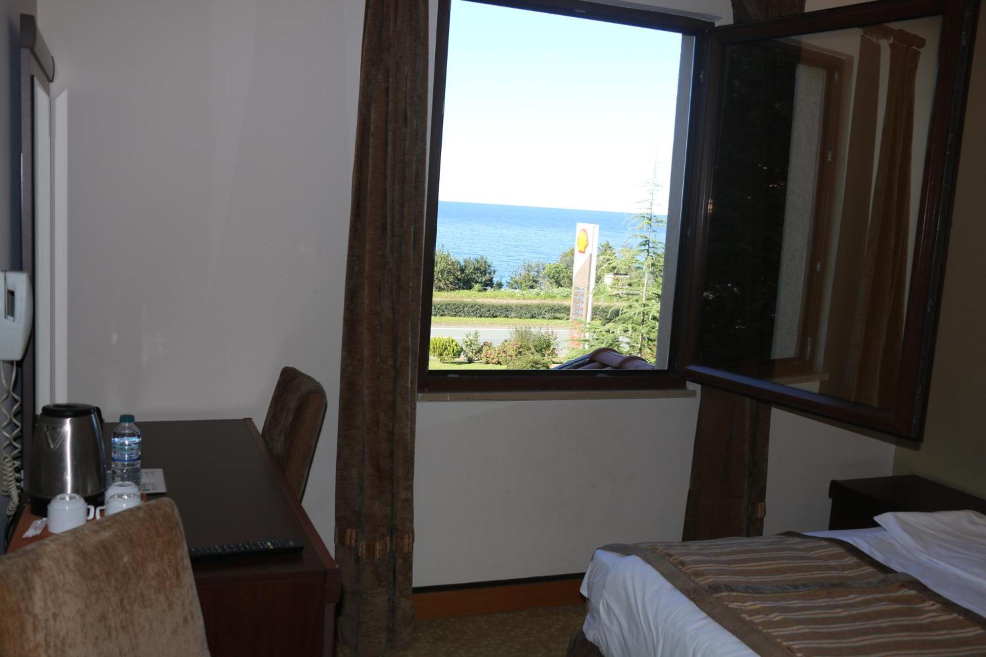 Hotel Lazlakar Sogutlu  Екстериор снимка