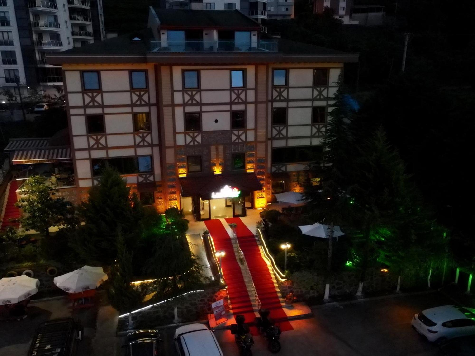 Hotel Lazlakar Sogutlu  Екстериор снимка