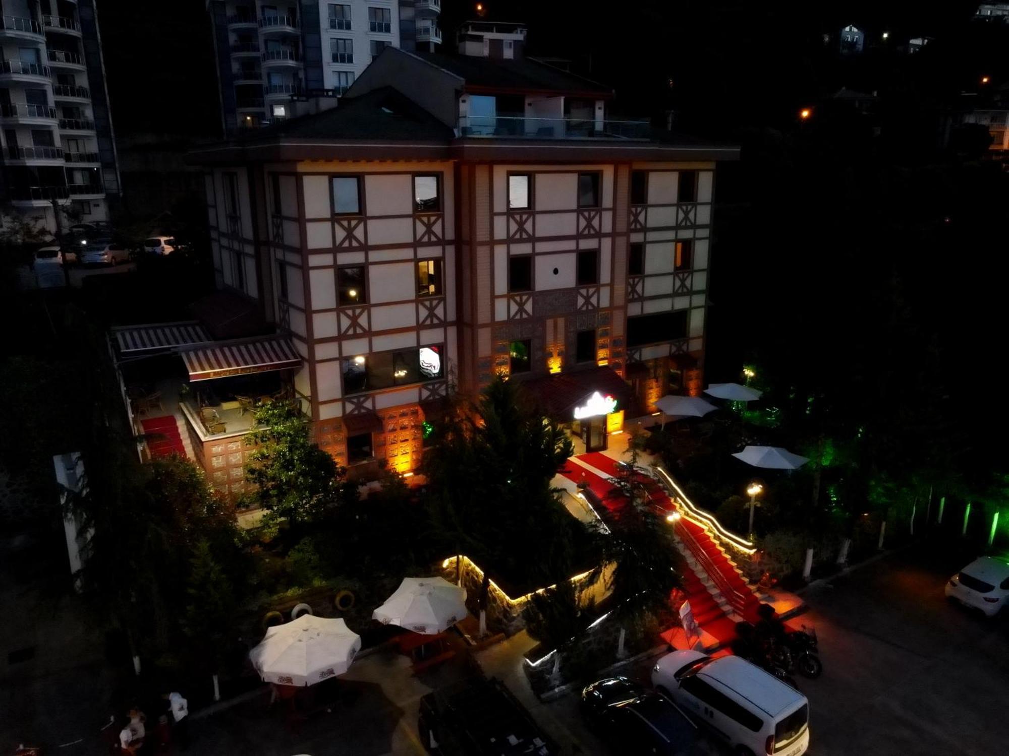 Hotel Lazlakar Sogutlu  Екстериор снимка