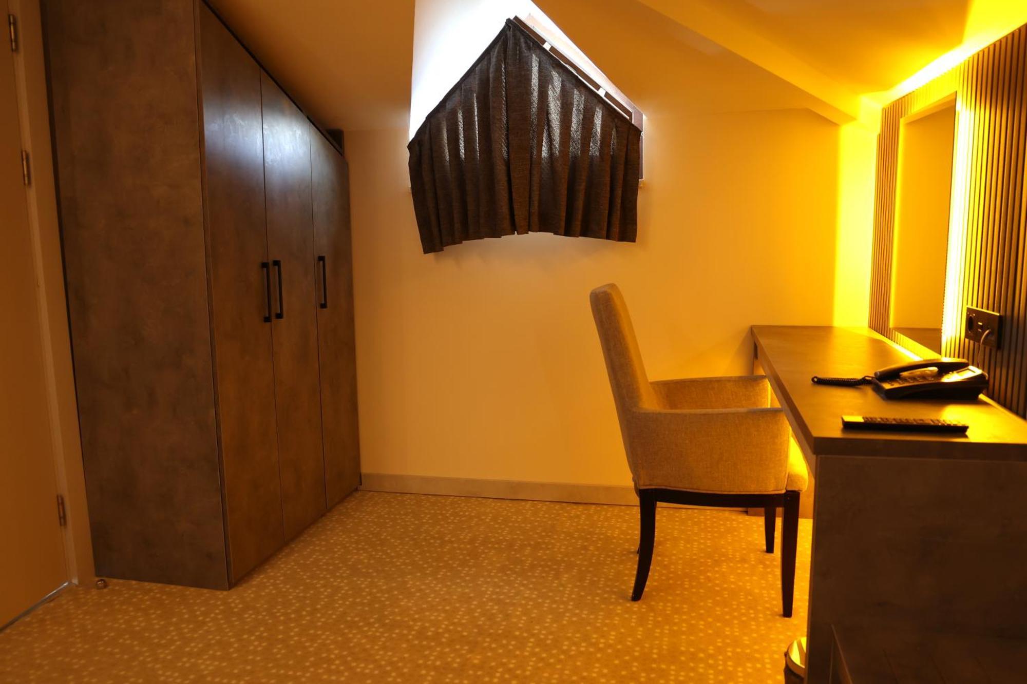Hotel Lazlakar Sogutlu  Екстериор снимка