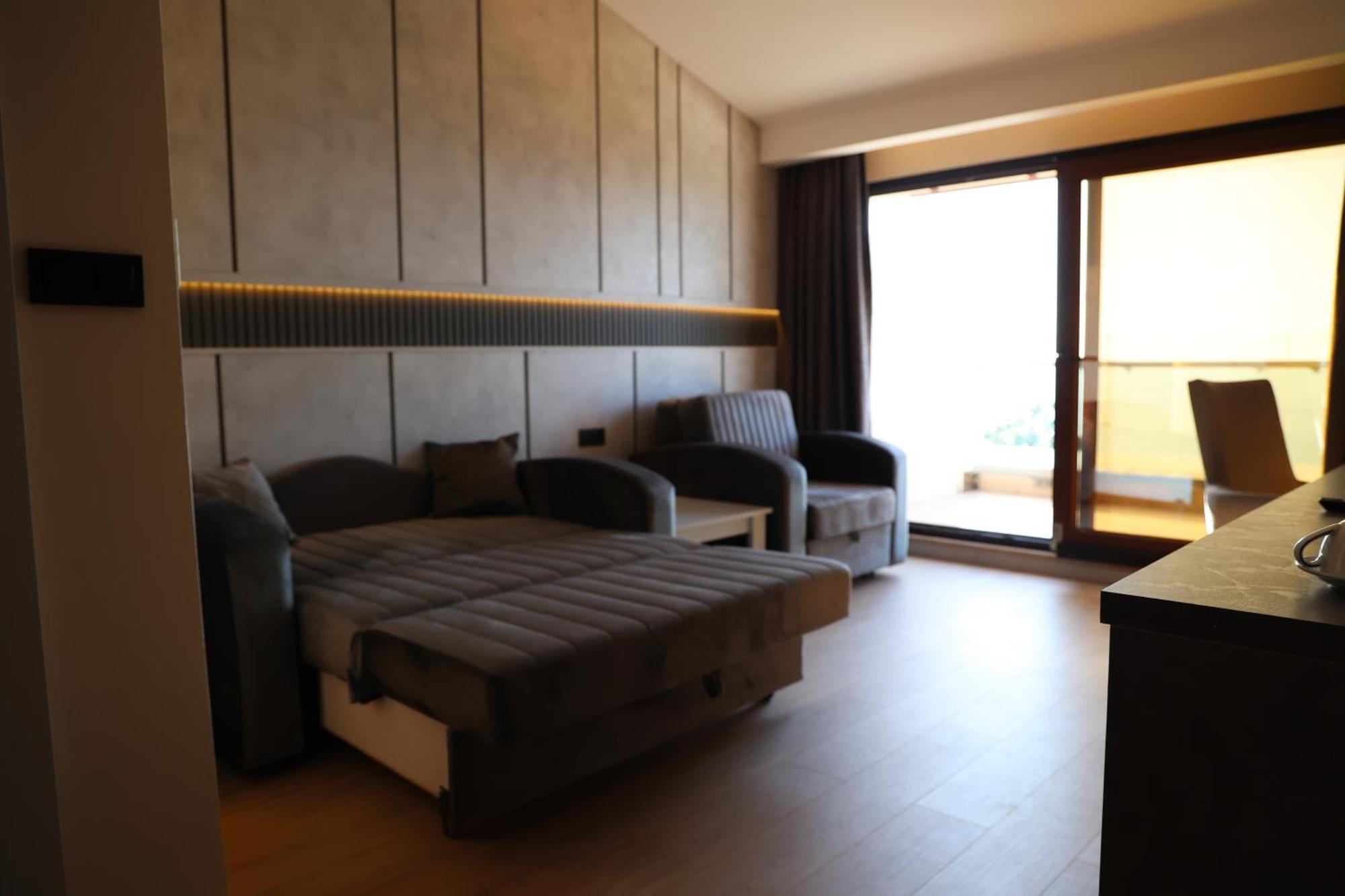 Hotel Lazlakar Sogutlu  Екстериор снимка